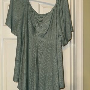 Elegant Green Women's Top